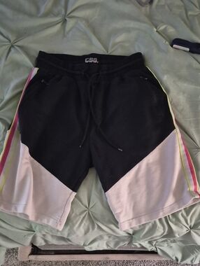 CSG Champs Colorblock Men’s Athletic Shorts Pink & Yellow Trim Sz L